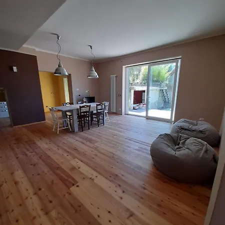 Atena * לה ספציה