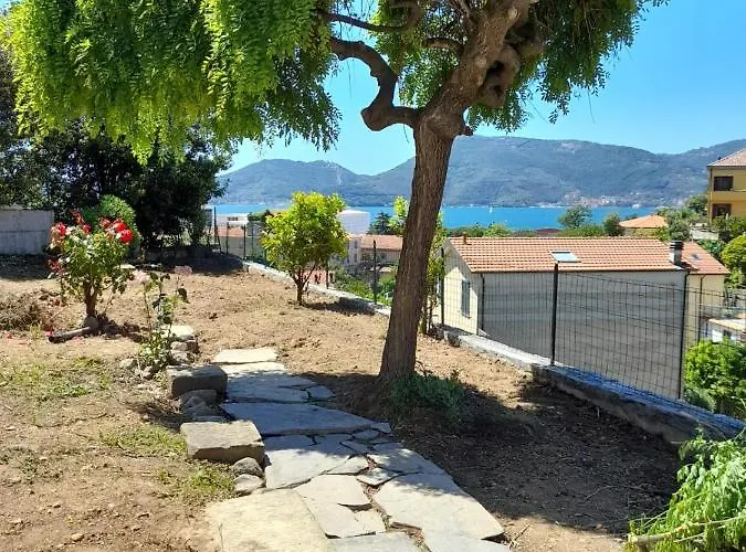 Atena Semesterbostad La Spezia