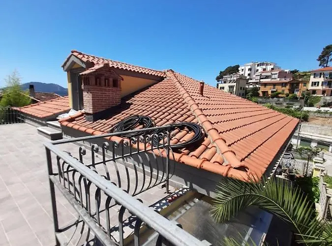 Atena Semesterbostad *