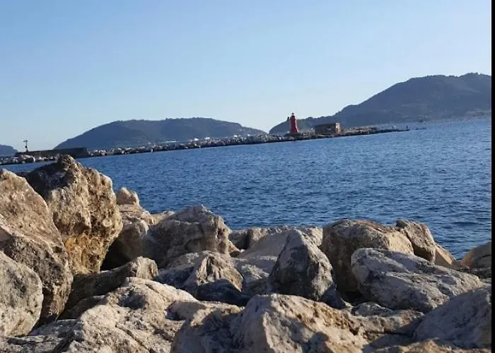 Semesterbostad Atena *