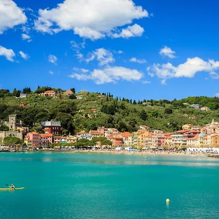 Atena Casa de Férias *